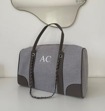 Load image into Gallery viewer, Detailed Duffle Bag